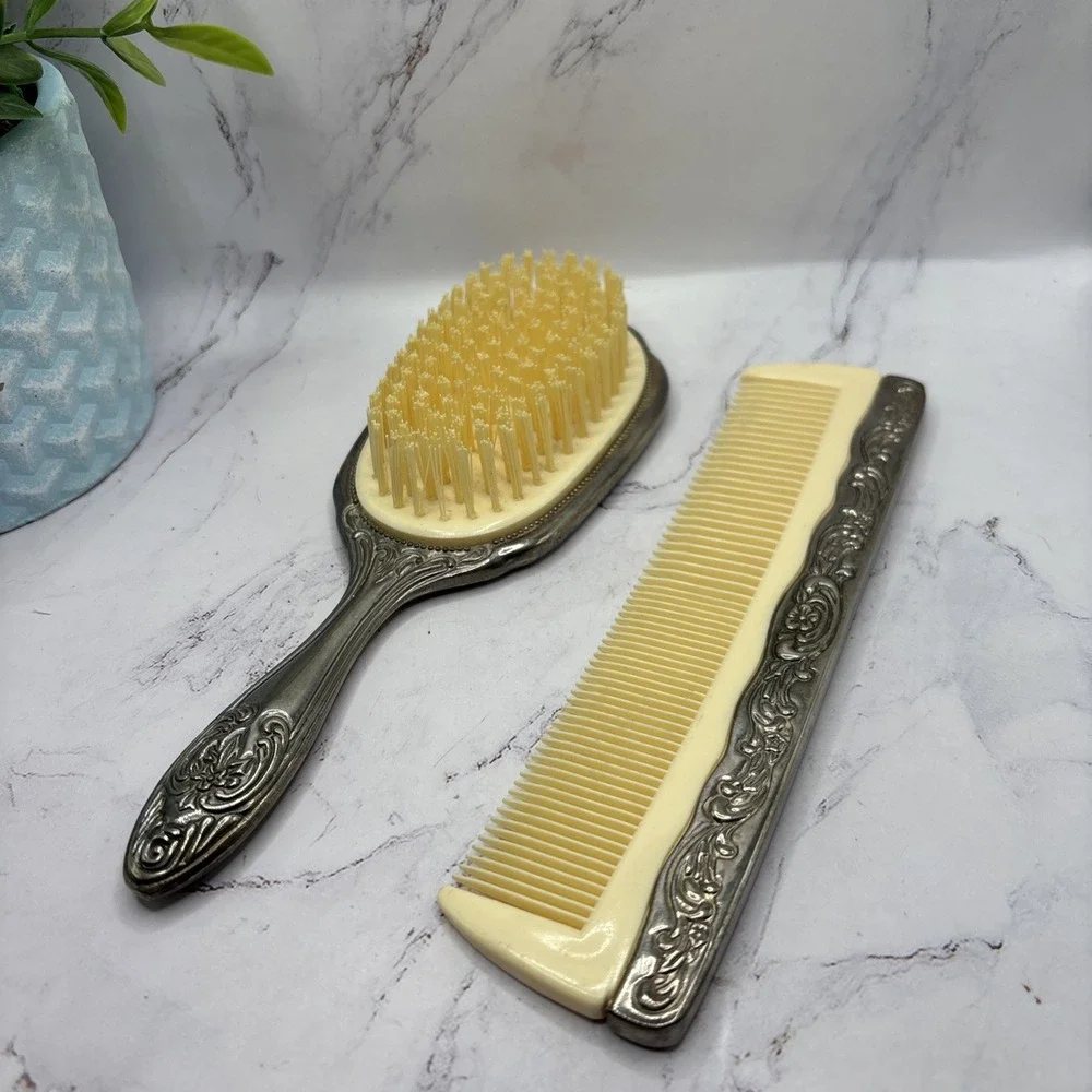 Vintage Ornate Silver Plate Hair Brush & Comb Set Vanity Dresser Collectible